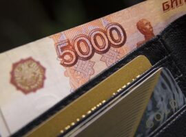 Астраханская верфь ОСК выплатила сотрудникам весь долг по зарплате - Рахманов